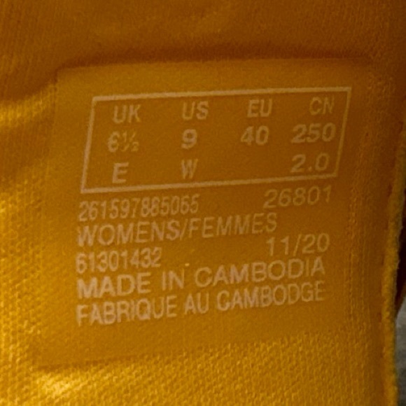 NEW Clarks Cloudsteppers 9W WIDE Eliza April Comfort Slide Sandal Yellow - Picture 12 of 13